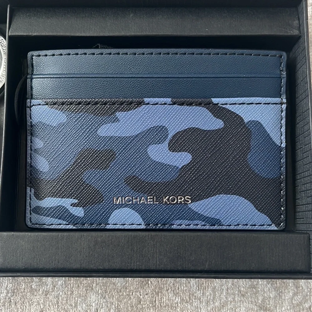 Brand New Michael Kors Admiral Blue Camo Card Holder Case & Key Fob Ring Set